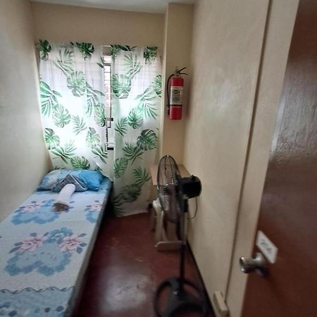 Achievers Dormitory 세부 외부 사진